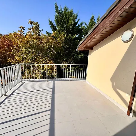 Luxury Panoramic Penthouse With 3 Terraces And Free Garage *